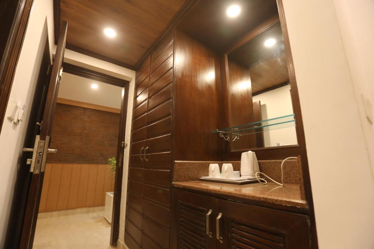 Milestone Inn & Spa Mussoorie Buitenkant foto